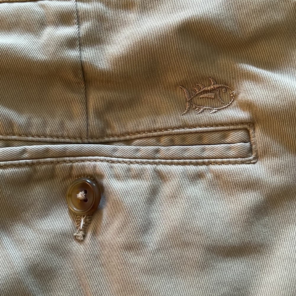 Southern Tide shorts 35” khaki 9” inseam- excellent condition